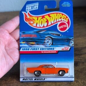 Hot Wheels '70 Roadrunner - Orange Die-Cast Car